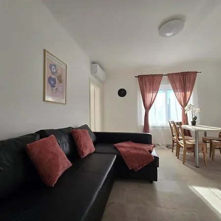 Barje Ii, Bright&sunny, Private Parking * Lubiana